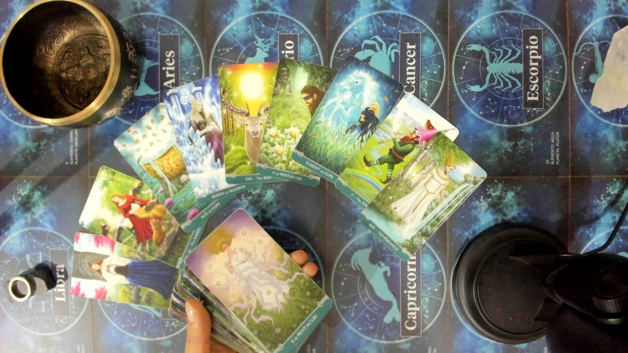TAROT EN VIVO Y EN DIRECTO - entra al live y te leeremos las cartas en ...