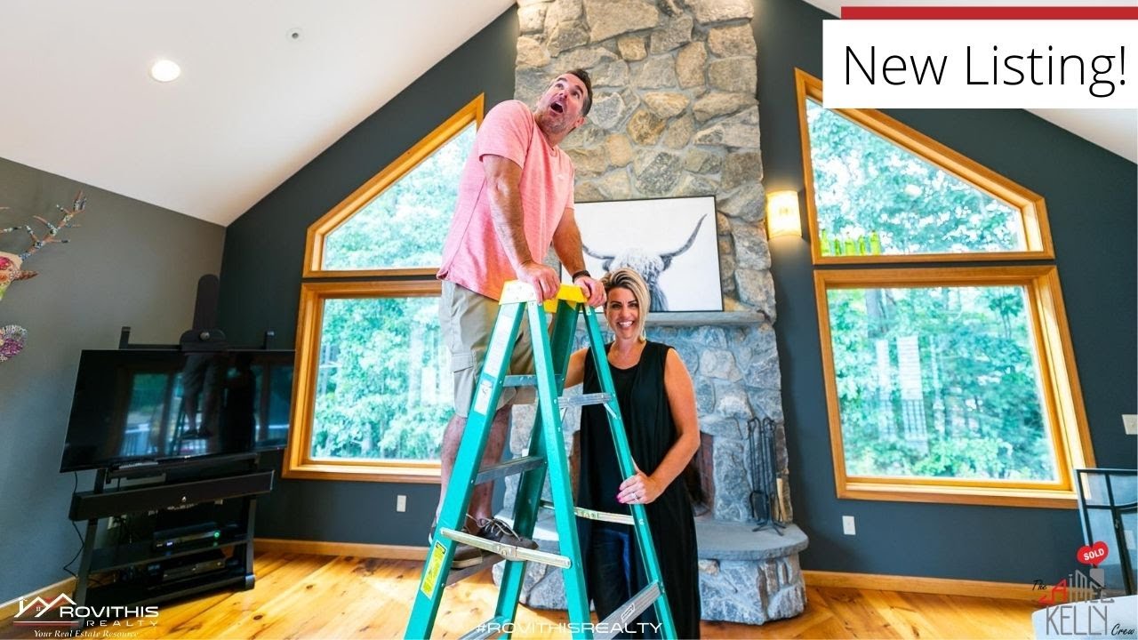 FOR SALE - 107 Carver St. Granby MA 01033