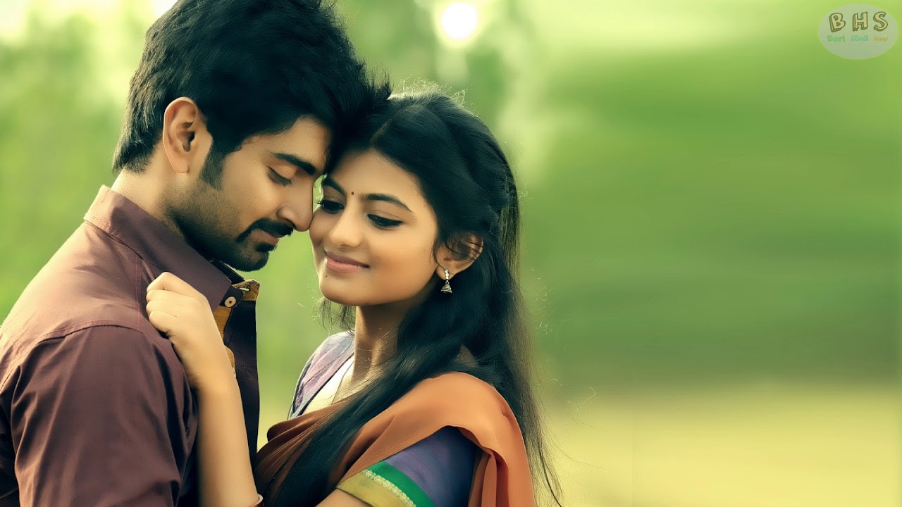 Meri Zindagi Mein Ajnabee Ka Intezaar Hai Whatsapp Status.