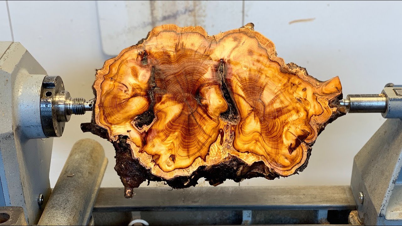 Woodturning  - A Very Risky Bowl  (Yew and Resin)