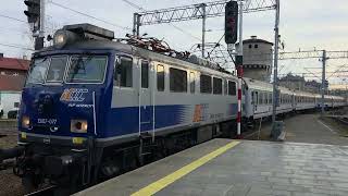 Eu07-077 Arrives Into Krakow Glowny On Tuesday 9Th December 2025