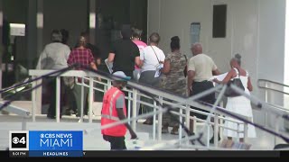 South Florida voters head to the polls amid sweltering heat on Tuesday