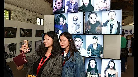 China's millennials are live-streaming their every move | CNBC International