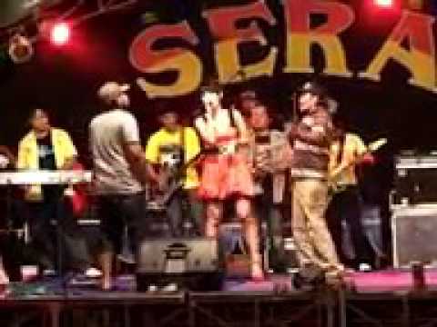 tak butuh cinta all artis om sera live gresik 2012 kendang by cak met