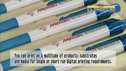 IP_FlatbedInkjetPrinter-UJF-3042-A.avi