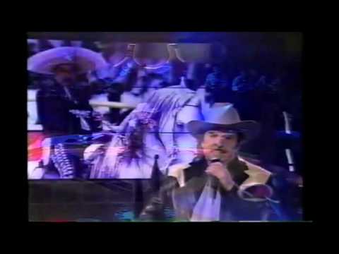 Antonio Aguilar - Que Falta Me Hace Mi Padre (Live 1999) - YouTube