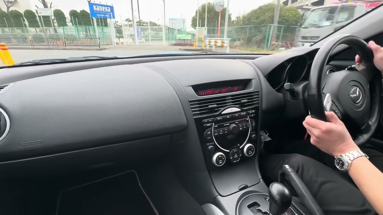 大阪の中古車専門店ガレージロードスター » お知らせ » 2708