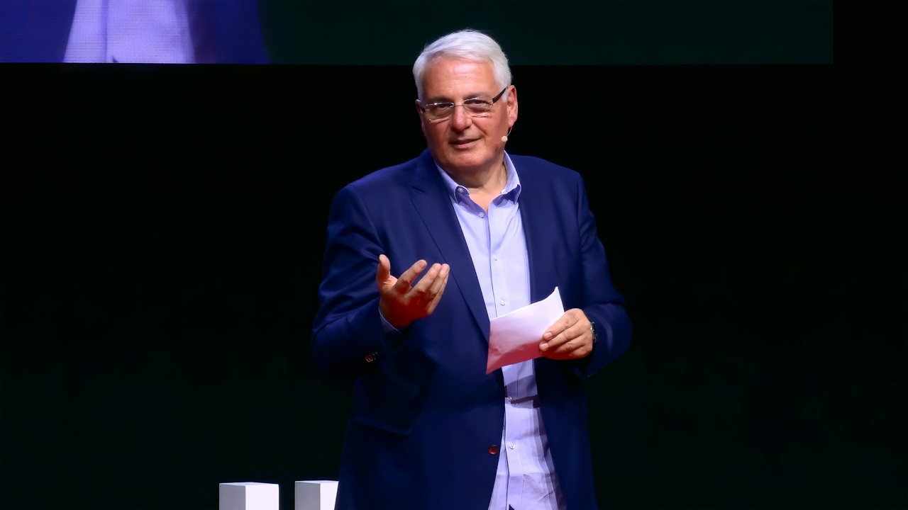 L'IA ci sta abituando a non pensare? | Bruno Giussani | TEDxBellinzona