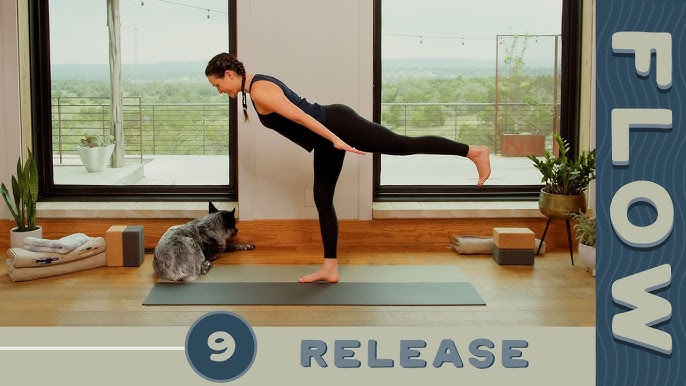 Gentle, Relaxing, Cozy Flow  20-Minute Home Yoga 