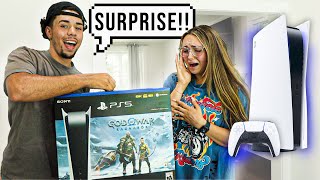 Surprising Jules With A PS5 For Her Birthday! screenshot 2