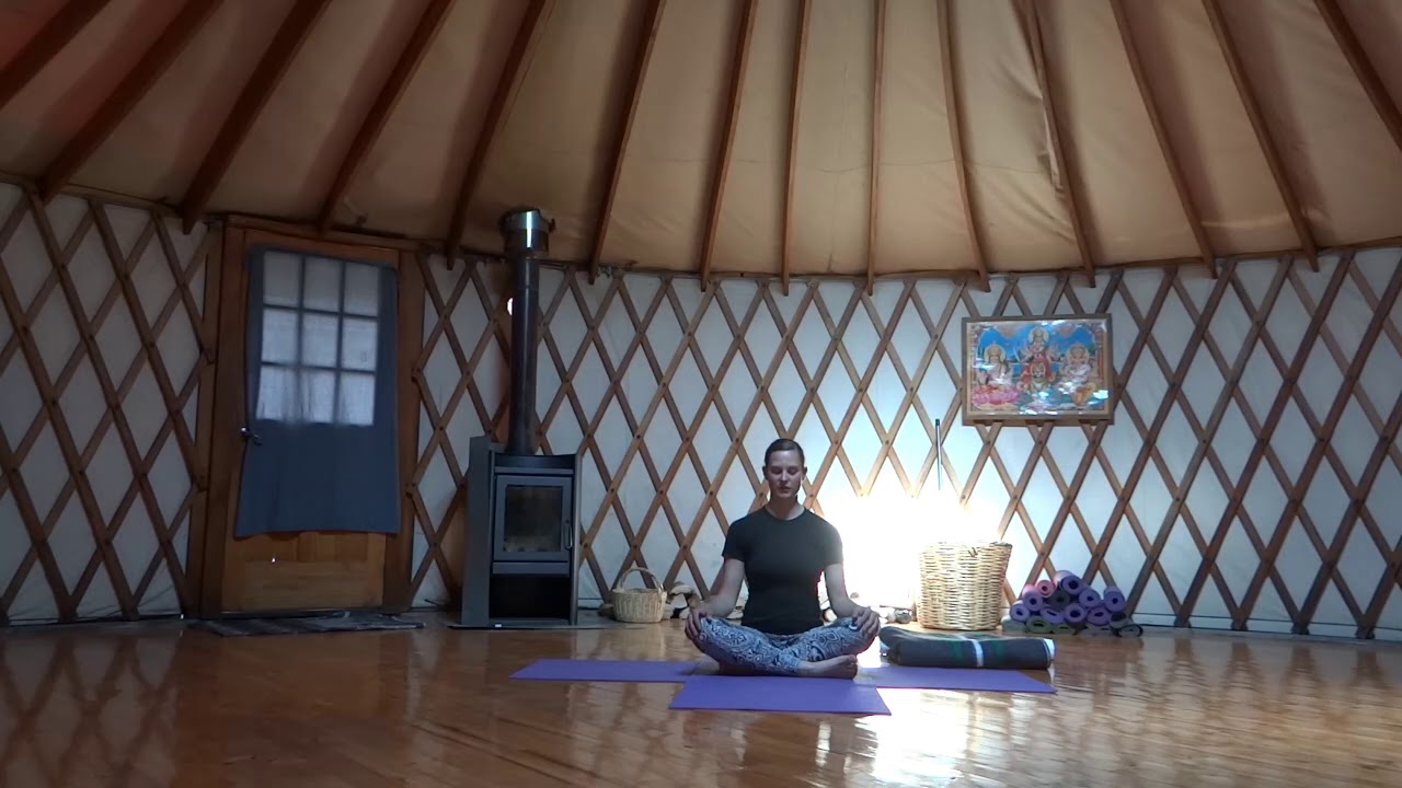 Yoga for wrists and ankles with Carola