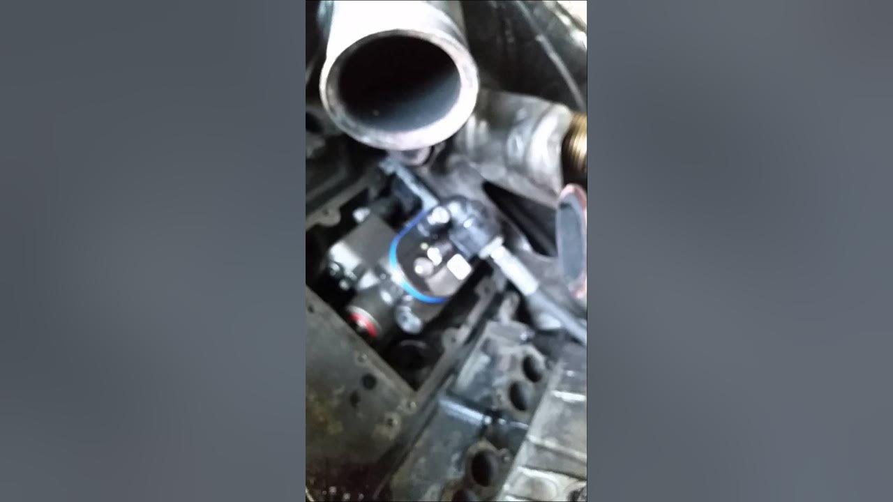 6.0 powerstroke egr delete - YouTube