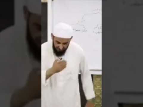 ينصح الشيخ أدهم العاسمي الطالب أن يأتي بكلام كالسيف ويبتعد عن الدروشة 