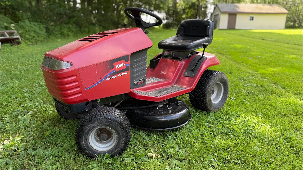 Toro Wheelhorse Drive Belt Replacement (15-38 HXL)