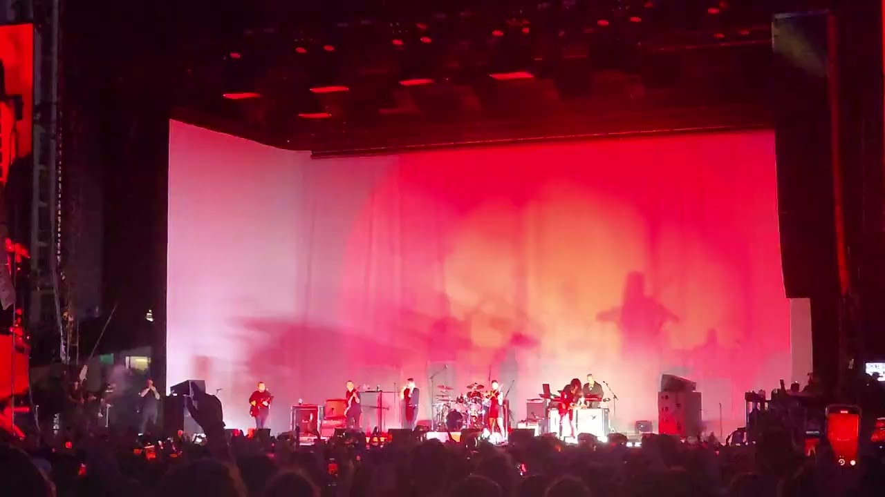 Mama (Ft. Kayleigh Goldsworthy on Violin) - My Chemical Romance (When We Were Young '24)