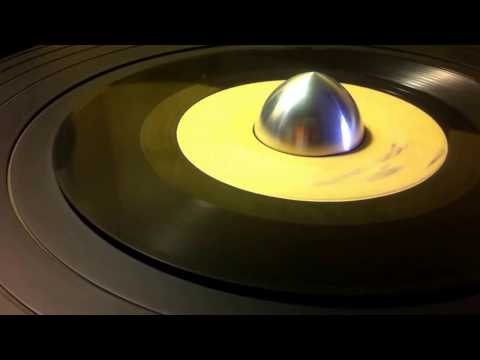 WILLIE'S ALL STARS ~ Version (MAX ROMEO ~ Macabee Version, B Side)