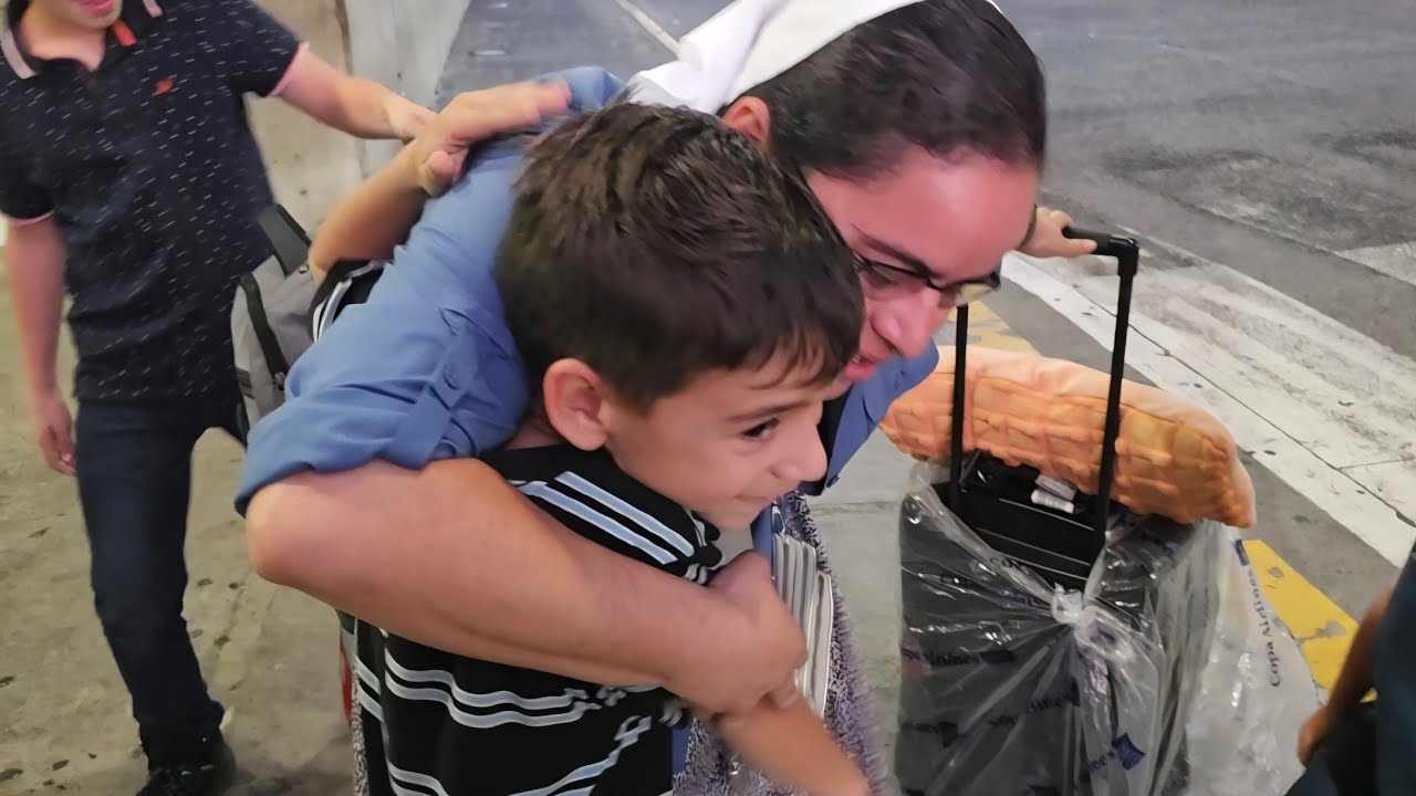 Vamos a recoger a la maestra 💕Pronto empiezan las clases 📚