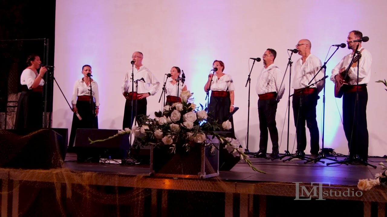 Mješovita klapa Vežilica - Na me pogled tvoj obrati