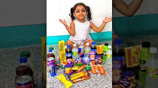 Cute baby ne golu molu ko soft drinks di #shorts #trending #viral #viralshorts screenshot 4
