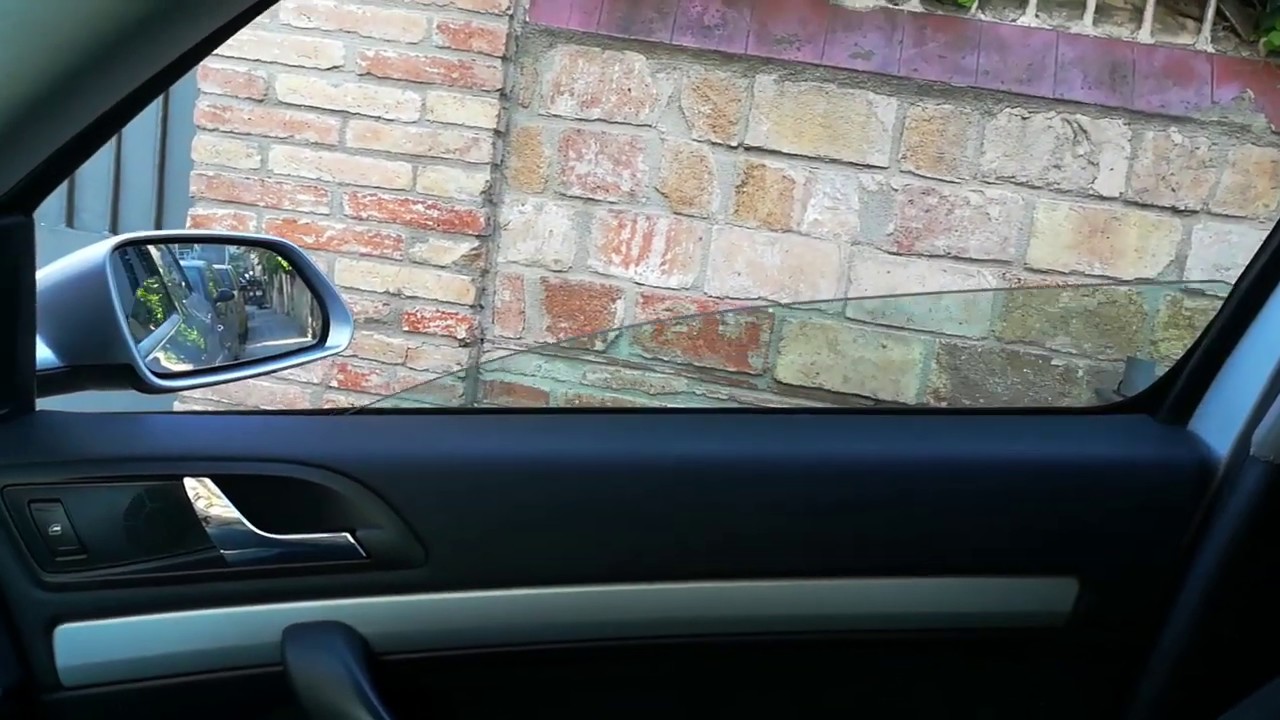 Window Bounce Back when Rolling Up