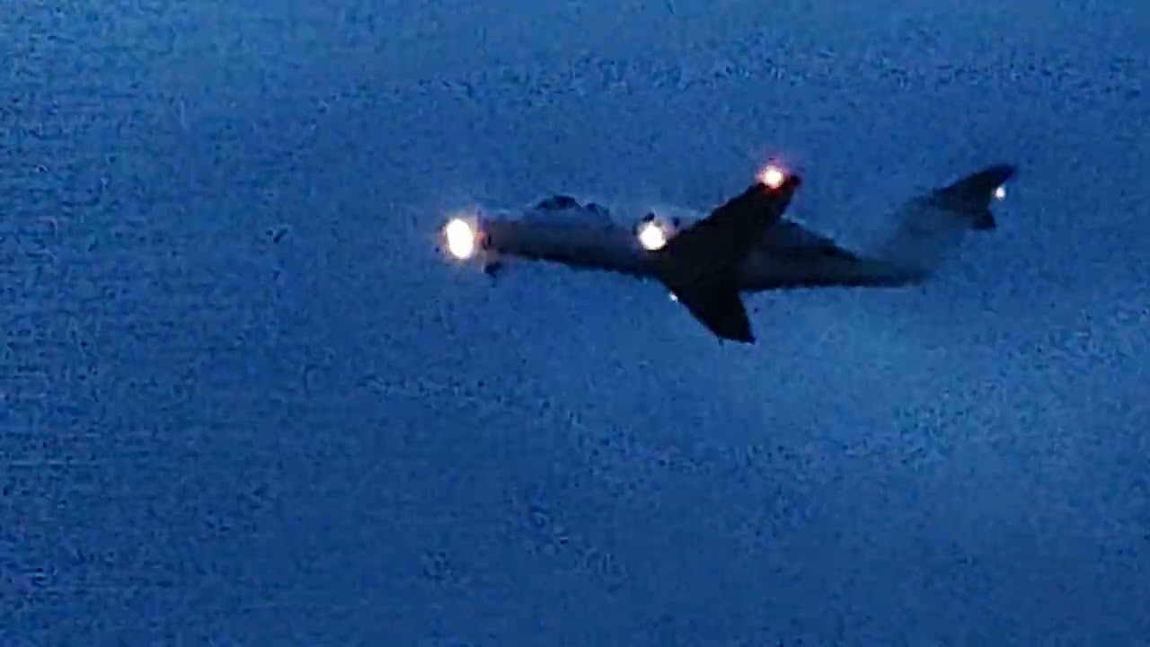U.S. Airforce, T-1 Jayhawk Lands at Tulsa international airport.