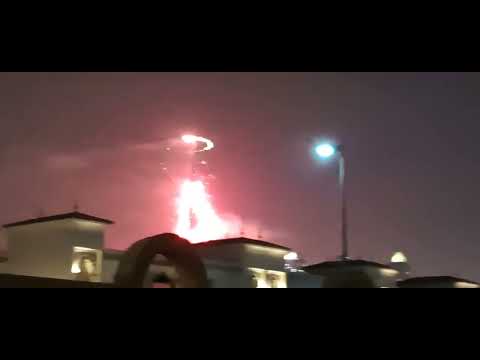 HAPPY NEW YEAR EVERYONE (BURJ KHALIFA) FIREWORKS DISPLAY 2025 #satisfying #fireworks #newyear