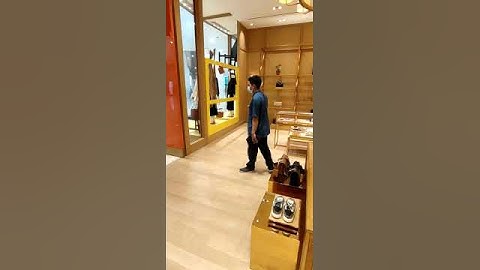 TORY BURCH AT SENAYAN CITY MALL : Testing Our EAS Loop Invisible Alarm Xpondr anti-theft system