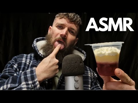 ASMR | Eating Strawberry Trifle With My Finger 💦 ASMR Mouth Sounds