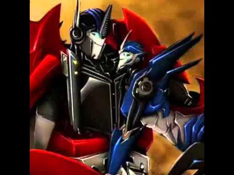 Арси и оптимус прайм любовь. Трансформеры прайм 18 арси и оптимус. Трансформеры арси оптимус. Арси и оптимус прайм. Оптимуса прайма и арси.