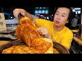 Crispy Pancakes Sizzle on the Griddle, Guangdong Breakfast Feels So Comforting - Chinese Street Food