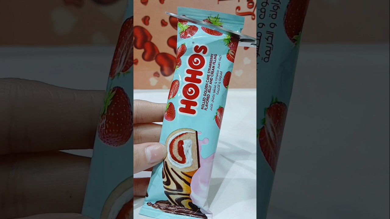 Strawberry Roll cake - HoHos 