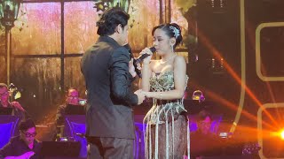 Download lagu DUET SUPER SWEET! Rony Parulian x Celyna - Sepenuh Hati LIVE (Grand Final Indonesian Idol XIV)