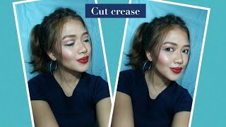 Cut crease makeup