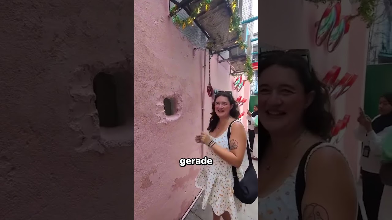 Жутковатая кофейня: «Медвежья рука»! 🤯