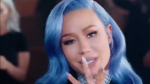 Iggy Azalea - Sally Walker (Official Music Video)