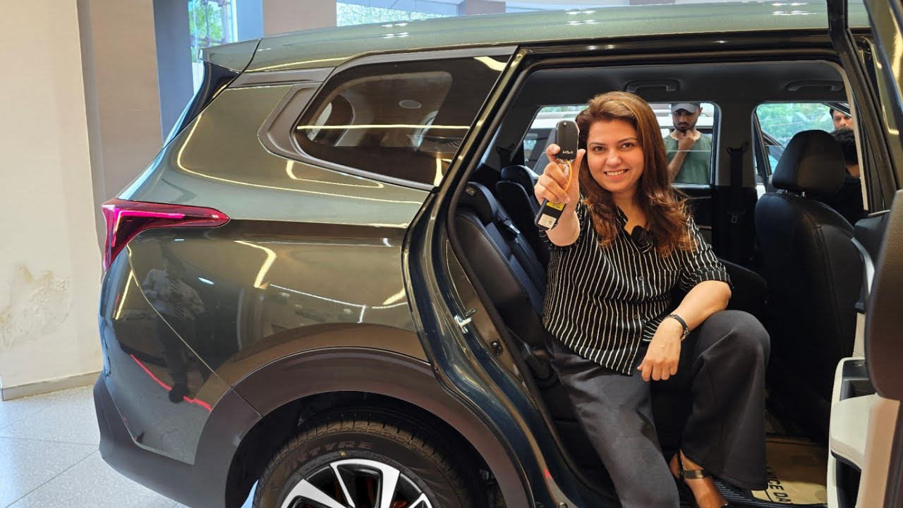 Finally . . . Kia CLAVIS - & 1 more 7 seater at a better Price