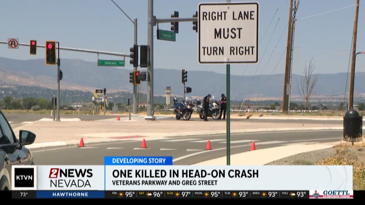 One dead, two injured in head-on crash on Veterans Parkway - YouTube