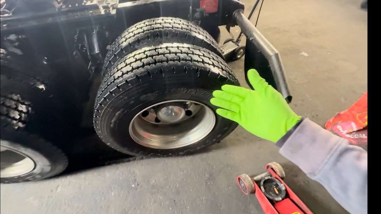 День из жизни механика дизельных двигателей | VLOG