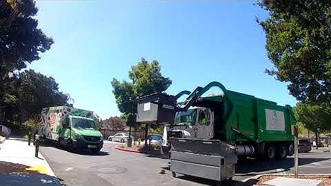 Heil Half Pack front loader on garbage!