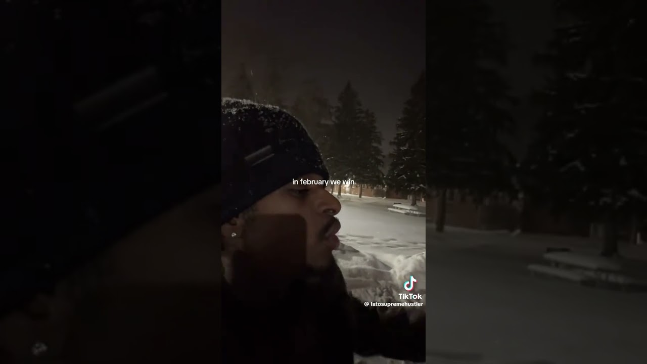 В феврале мы победим! (Я не обладаю авторскими правами на эту песню или музыку)