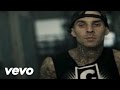 Travis barker  just chill ft beanie sigel bun b kobe