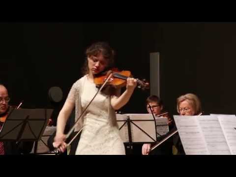 Caroline Adomeit plays "The Lark Ascending"