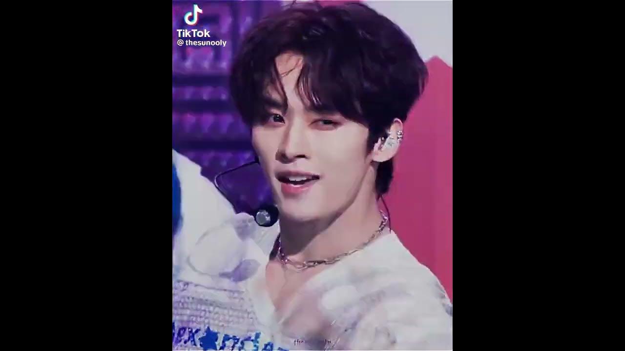 Shoo porang porang linos #leeknowskz #minho #stz #straykids - YouTube