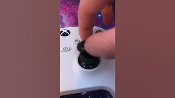 How to put on Thumbs Stick Grips on!😀 #shorts #gaming #cool #xbox #xbox Secret #xboxseriess ￼￼￼￼