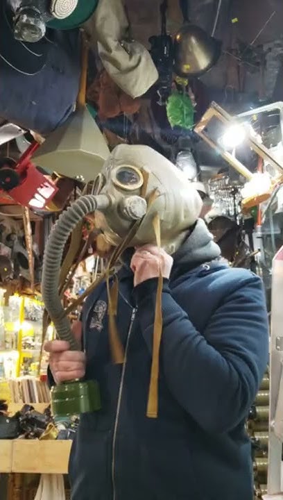 Противогаз для раненых в голову - YouTube