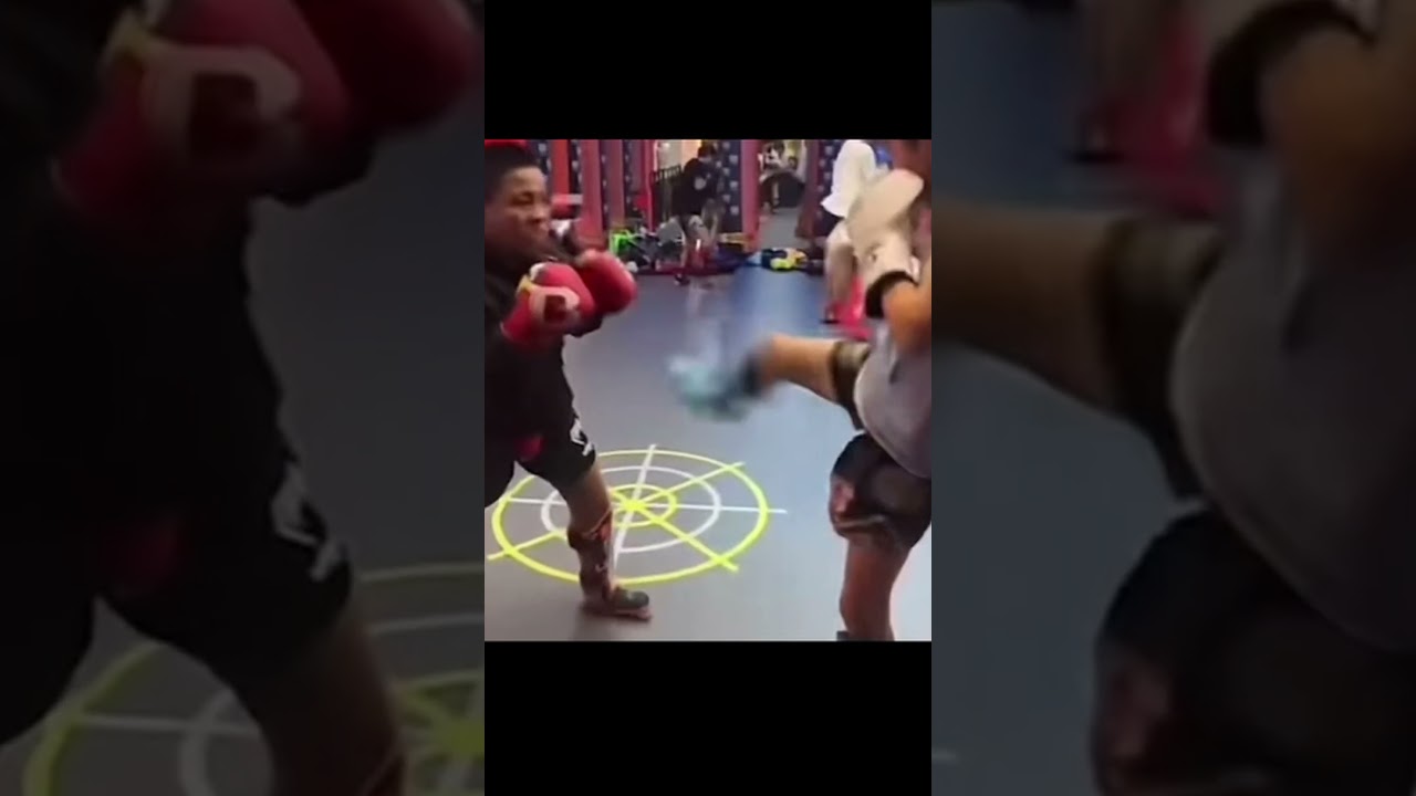 You haven't seen such kid sparring