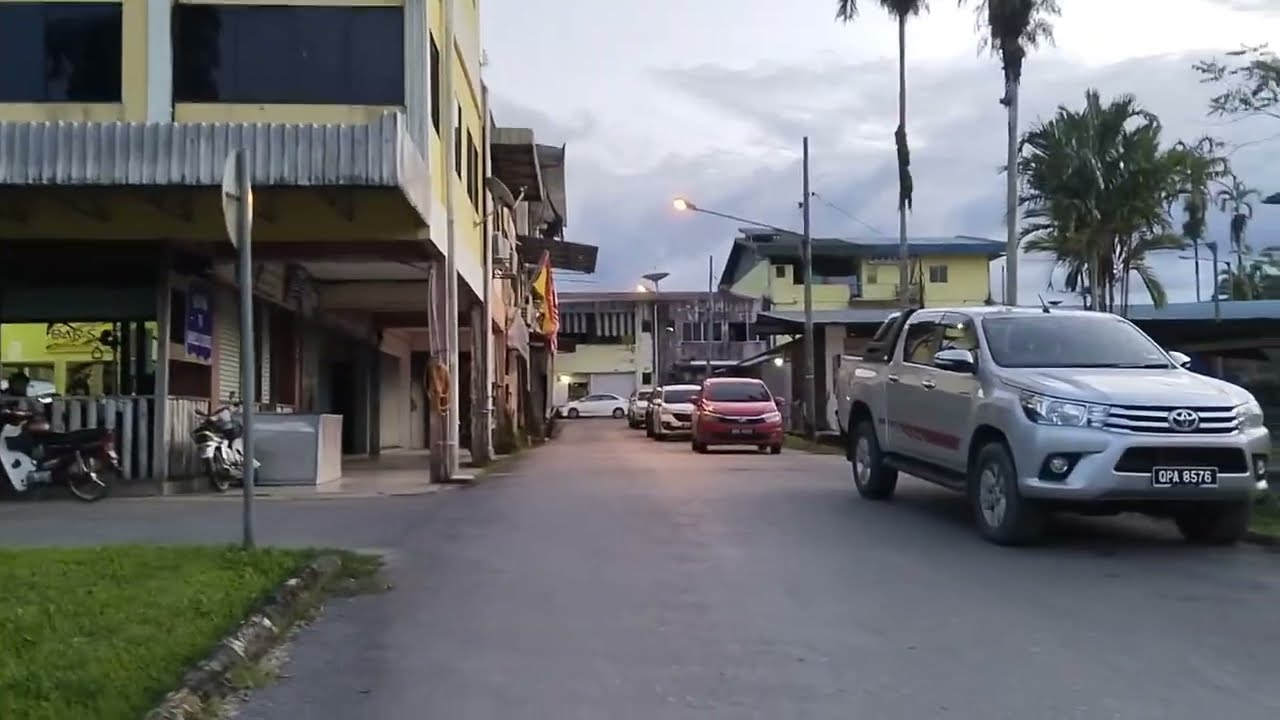 JALAN JALAN DI PEKAN BELAGA