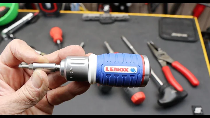 Well, what do we have here? LENOX Ratcheting Stubby Screwdriver, an interesting variation on a theme