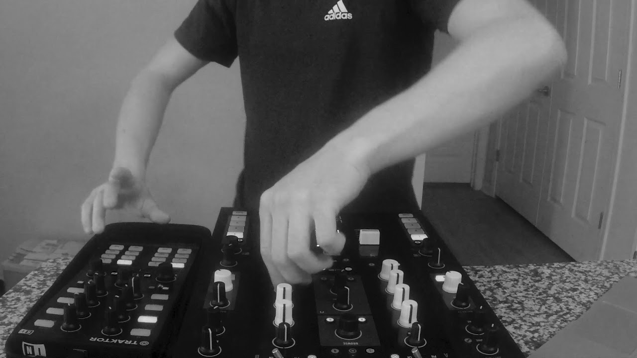 Grrratatata (Traktor Z2 & X1 HipHop Sesh) YouTube
