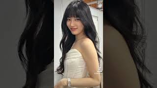 ⚠️FLASH WARNING⚠️ Suzy flirting smile went viral 😭🤙🏻 our trend leader #suzy #baesuzy